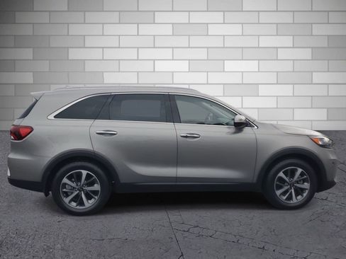 Used 2019 Kia Sorento EX image 6