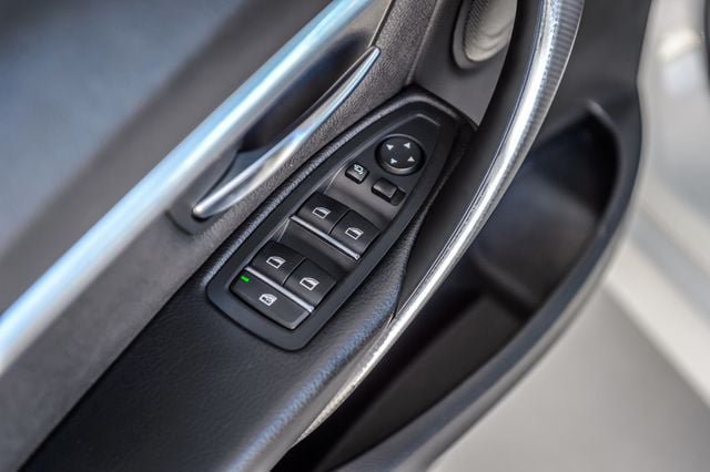 Used 2018 BMW 340i Sedan RWD image 48