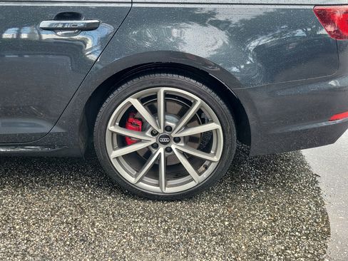 Used 2018 Audi A4 2.0T Premium Plus w/ Premium Plus Package AWD/4WD image 5
