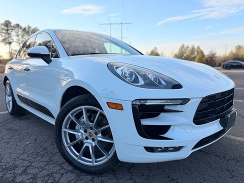 Used 2017 Porsche Macan S image 2