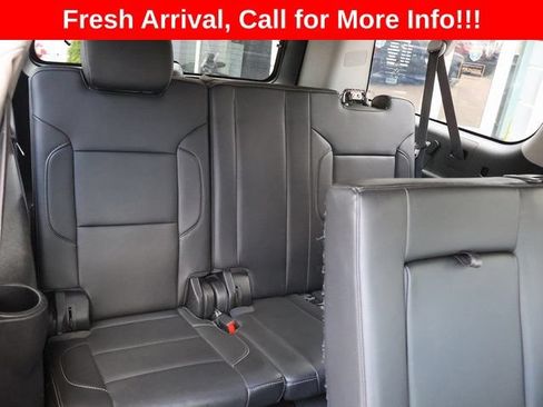 Used 2015 Chevrolet Suburban LT w/ Luxury Package AWD/4WD image 14