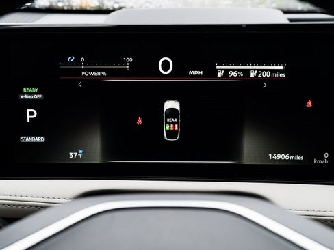 Certified 2024 Nissan Ariya AWD image 15