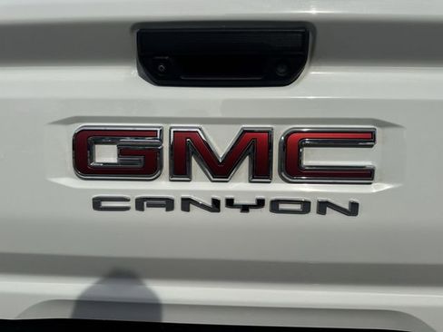 Used 2023 GMC Canyon Elevation w/ Convenience Package image 30