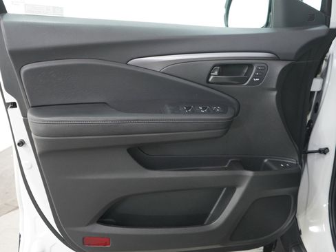 Used 2023 Honda Passport EX-L image 21