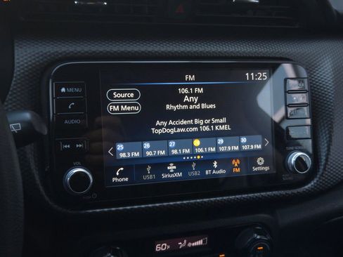 Used 2021 Nissan Kicks SV FWD image 16
