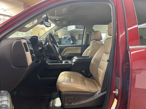 Used 2018 GMC Sierra 3500 Denali w/ Duramax Plus Package image 9