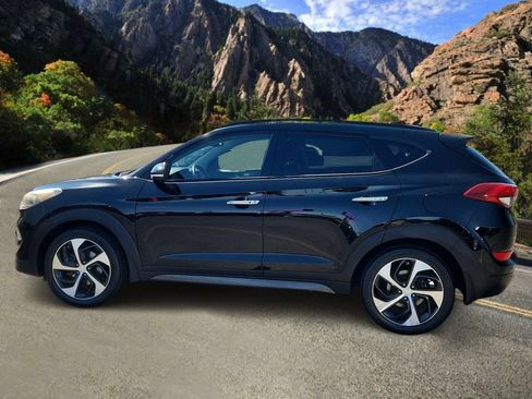 Used 2016 Hyundai Tucson Limited w/ Option Group 03 AWD/4WD image 2