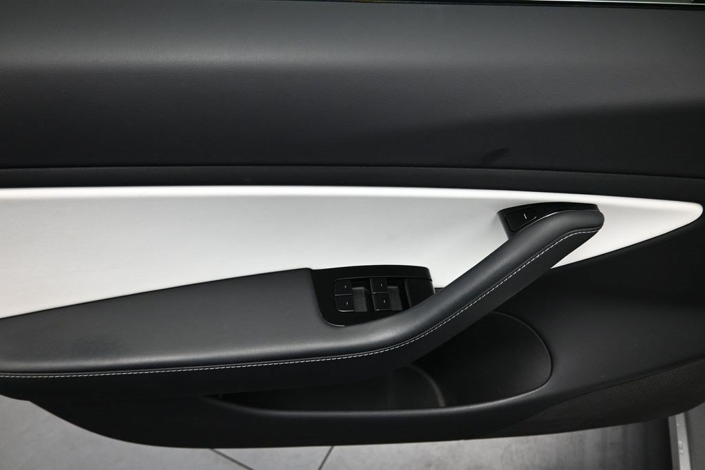 Used 2018 Tesla Model 3 Performance AWD/4WD image 14