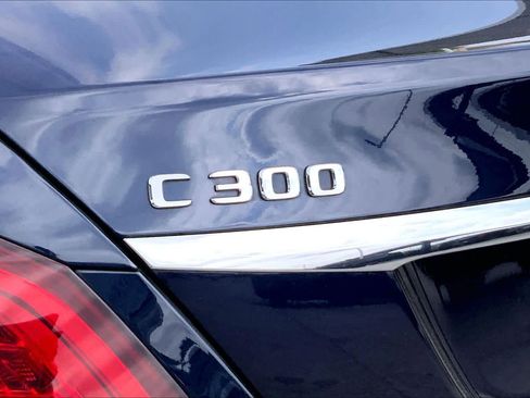 Used 2021 Mercedes-Benz C 300 Sedan image 10