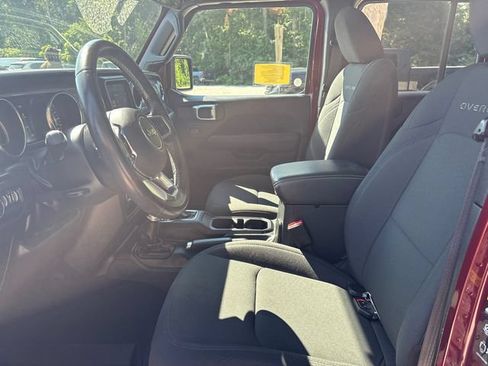 Used 2022 Jeep Gladiator Overland AWD/4WD image 34