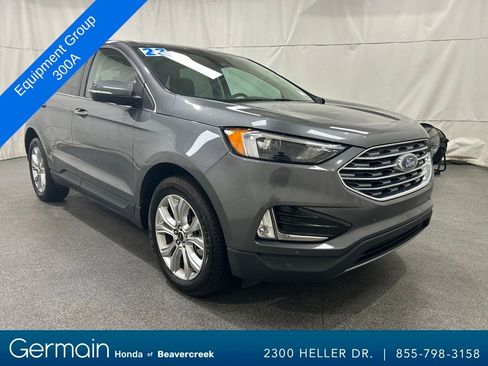Used 2023 Ford Edge Titanium image 2