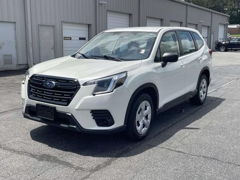 Used 2024 Subaru Forester AWD/4WD image 6