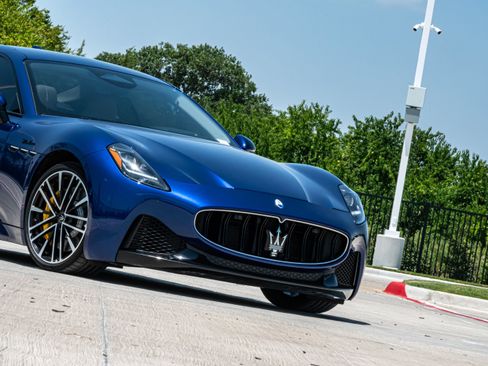 Used 2024 Maserati GranTurismo Modena AWD/4WD image 36