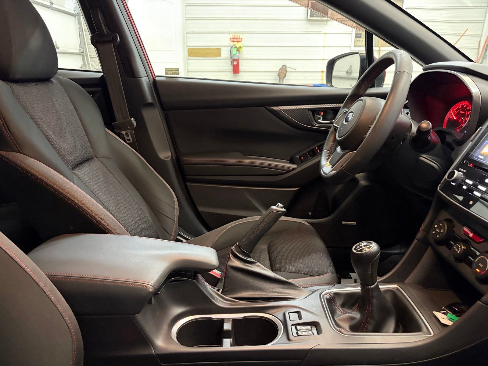 Used 2018 Subaru Impreza 2.0i Sport AWD/4WD image 29
