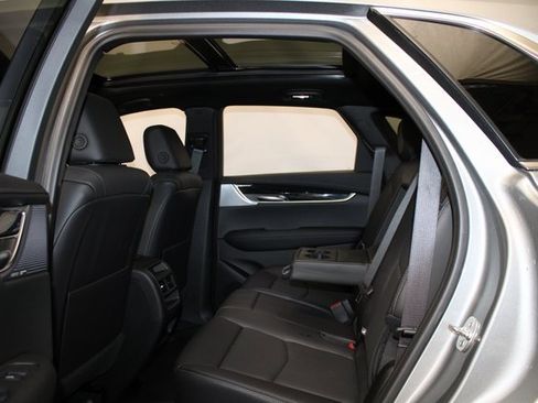 Certified 2025 Cadillac XT5 Premium Luxury w/ Technology Package image 11