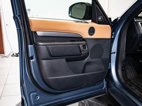 Used 2023 Land Rover Discovery S R-Dynamic image 29