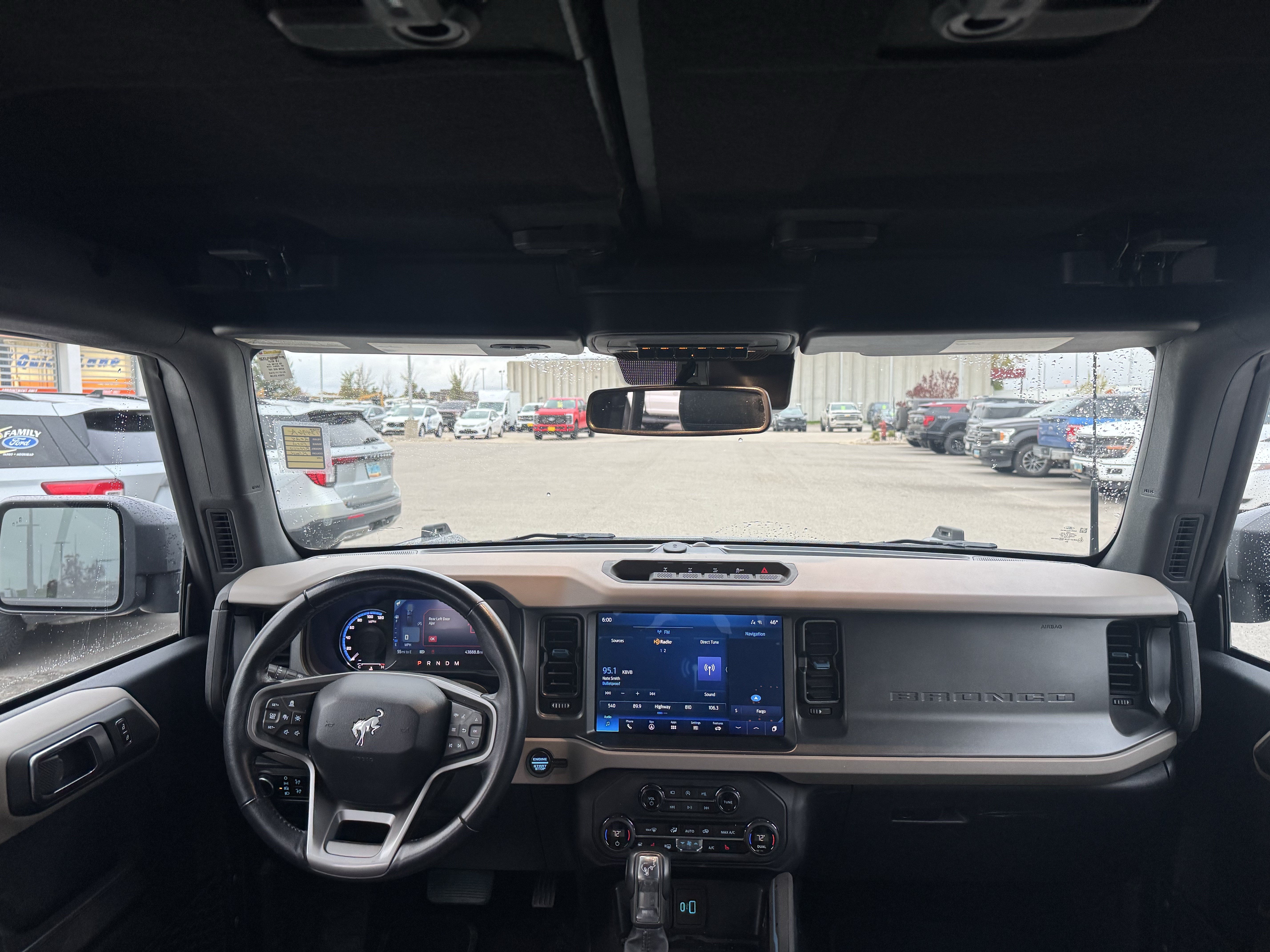 Used 2024 Ford Bronco Wildtrak AWD/4WD image 6