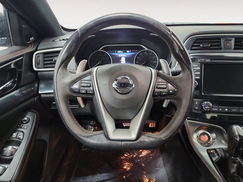 Used 2021 Nissan Maxima SR w/ Sport Mat Group FWD image 12