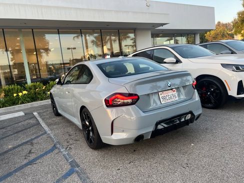 Used 2025 BMW 230i Coupe w/ M Sport Package RWD image 6