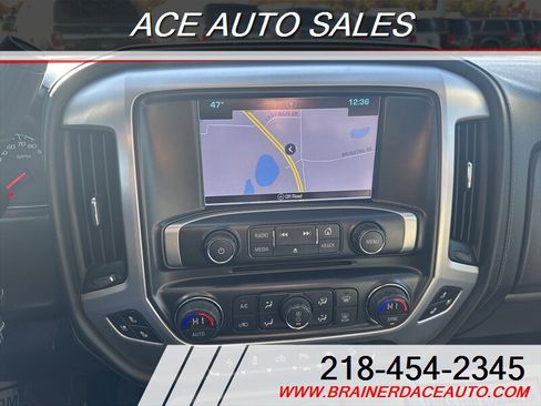 Used 2018 GMC Sierra 1500 SLT image 11