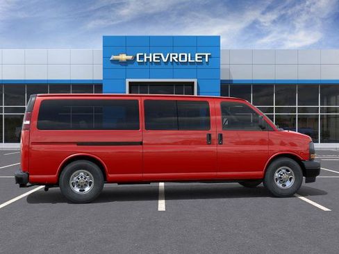 New 2025 Chevrolet Express 3500 LS image 29