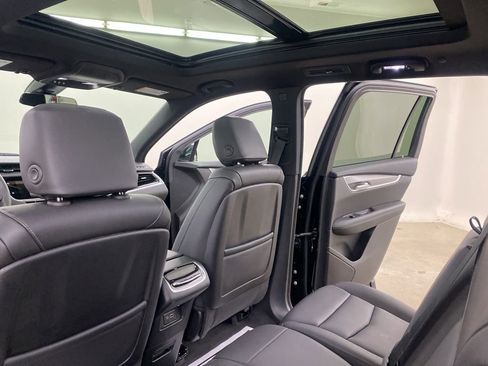 New 2025 Cadillac XT6 Luxury AWD/4WD image 31