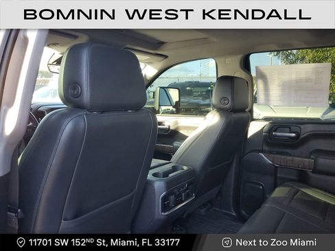 Used 2021 GMC Sierra 1500 Denali w/ Denali Ultimate Package image 17