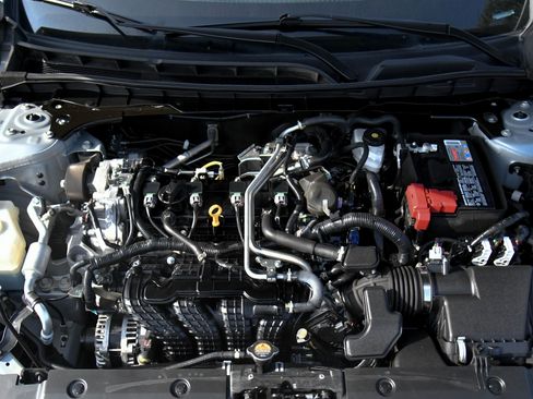 Used 2024 Nissan Altima 2.5 SV image 41