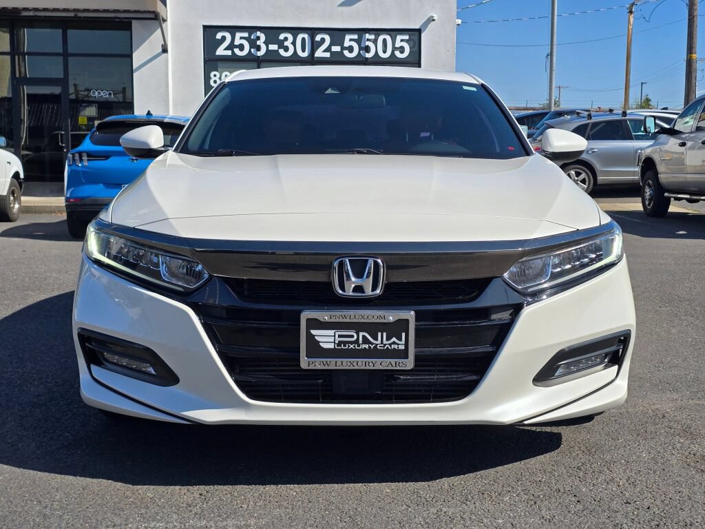 Used 2019 Honda Accord Sport image 3