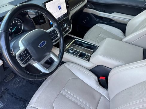 Used 2024 Ford Expedition Max Limited RWD image 10