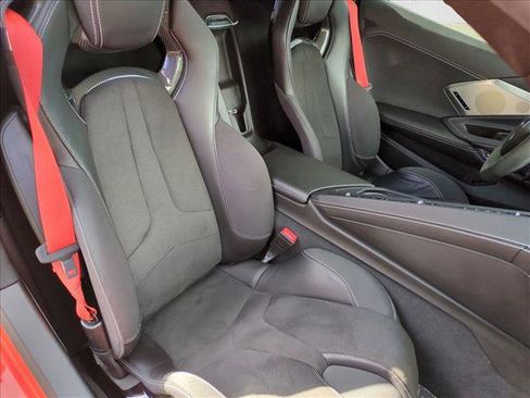 Used 2021 Chevrolet Corvette Stingray Preferred Cpe w/ 2LT image 17