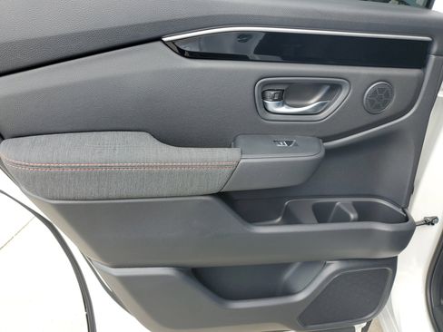 New 2026 Honda Pilot Sport image 15