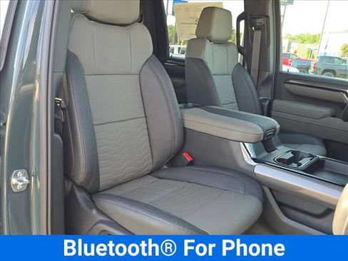 New 2026 Chevrolet Silverado 2500 ZR2 w/ LPO, Dark Essentials Package AWD/4WD image 17