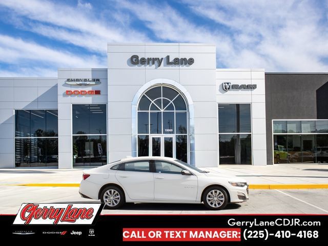 Used 2024 Chevrolet Malibu LT FWD image 1