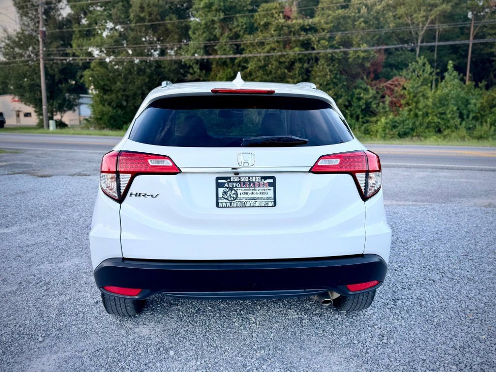 Used 2021 Honda HR-V EX-L image 3
