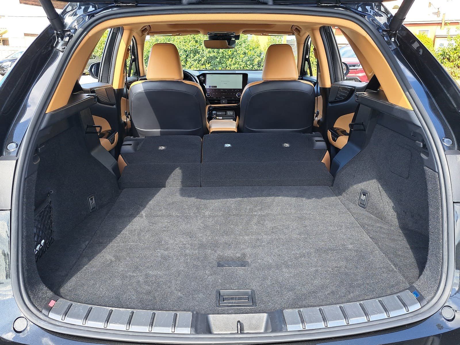 Used 2024 Lexus NX 450h+ AWD w/ Vision Package image 14