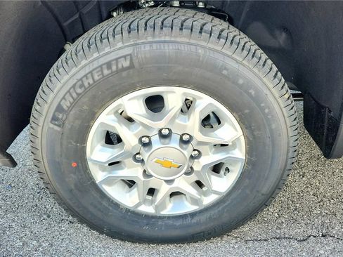 New 2026 Chevrolet Silverado 2500 LT w/ All Star Edition AWD/4WD image 2