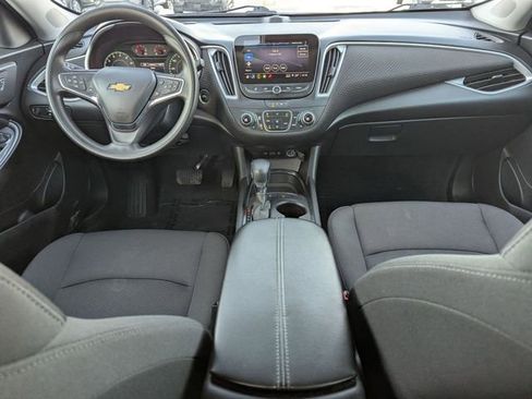 Used 2024 Chevrolet Malibu LT image 21