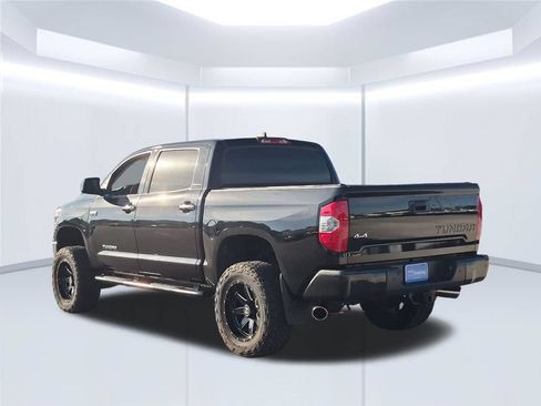 Used 2021 Toyota Tundra Limited w/ Limited Premium Package AWD/4WD image 3