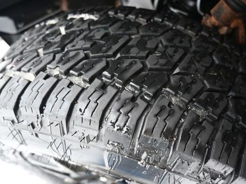 Used 2020 Ford Ranger XLT w/ FX4 Off-Road Package image 9