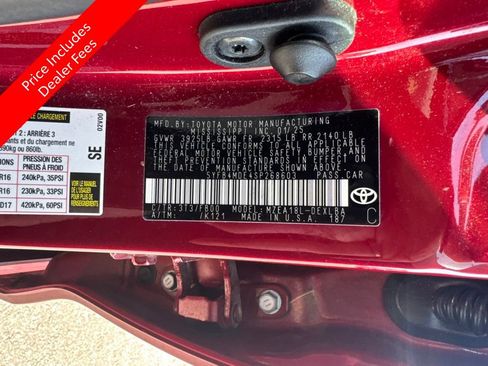 Used 2025 Toyota Corolla LE FWD image 16
