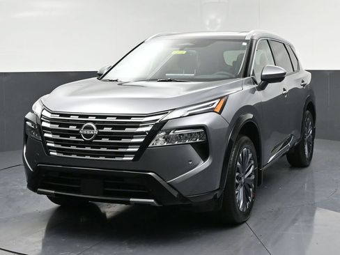 New 2026 Nissan Rogue Platinum w/ Tech Package image 3