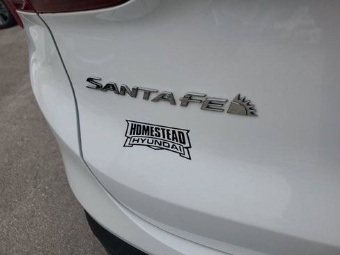 Certified 2022 Hyundai Santa Fe SEL w/ Convenience Package image 10