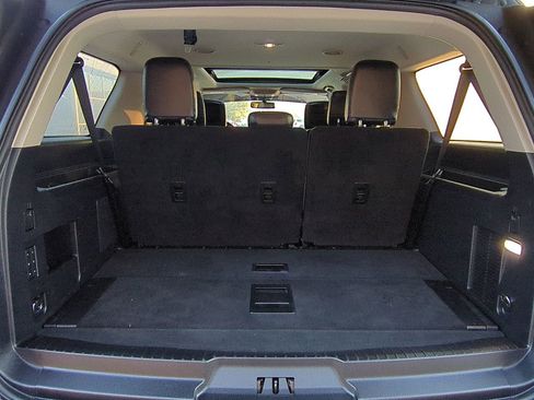 Used 2020 Ford Expedition Max Platinum image 13