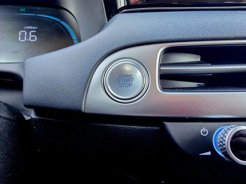 Used 2024 Hyundai Palisade SEL image 17