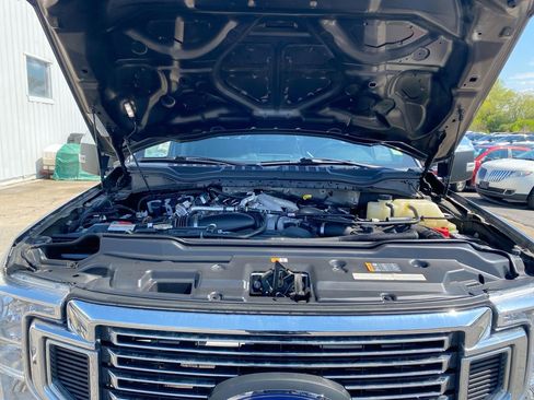 Used 2021 Ford F350 Lariat w/ Chrome Package AWD/4WD image 11
