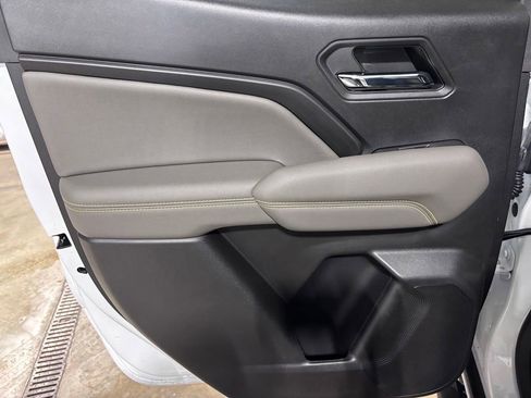 Used 2026 Chevrolet Colorado ZR2 w/ Technology Package image 11