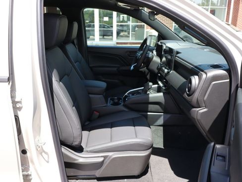 New 2026 Chevrolet Colorado Trail Boss w/ Midnight Edition AWD/4WD image 43