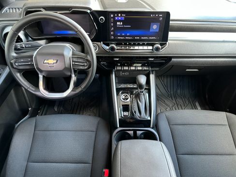 Used 2024 Chevrolet Colorado LT w/ LT Convenience Package II image 13