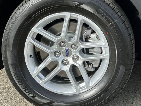 New 2026 Ford Explorer Active w/ Active Comfort Package image 33